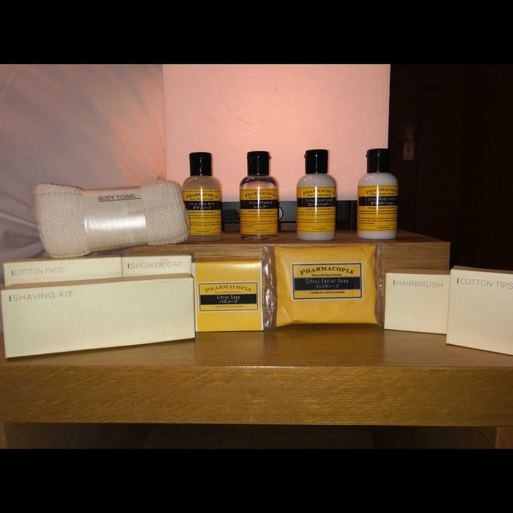 PHARMACOPIA | Citrus Toiletries Travel Set